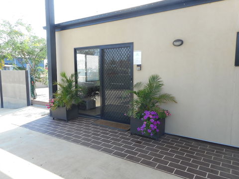 Injune Motor Inn - Broome Tourism 1
