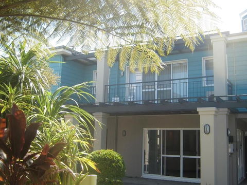 C Mandurah Resort - Broome Tourism 1