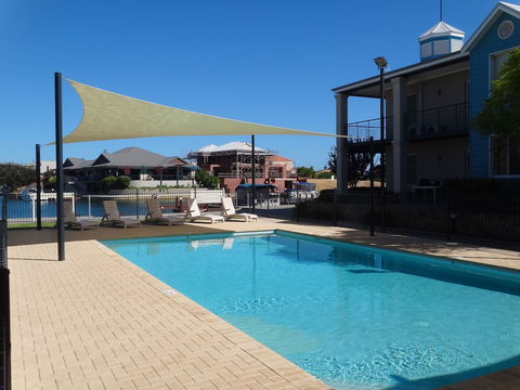 C Mandurah Resort - Broome Tourism 6