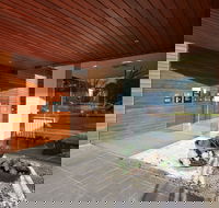 Melbourne Dandenong Central Apartment - Broome Tourism