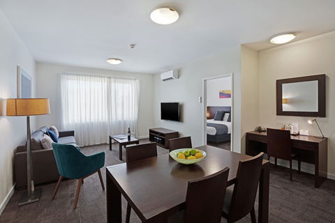 Quest Mawson Lakes - Broome Tourism 1