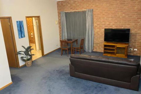 Best Western Coastal Waters Motor Inn - Broome Tourism 3