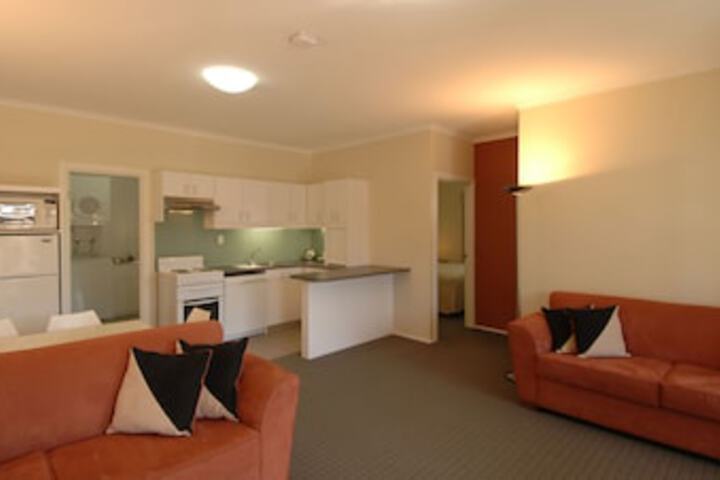 Mclaren Vale SA Broome Tourism
