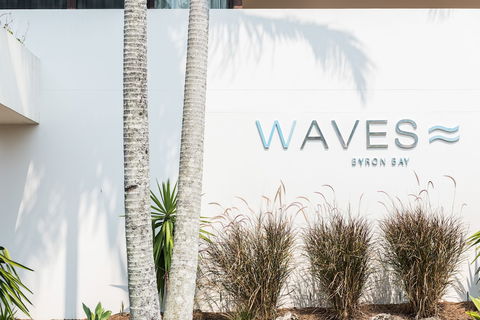 Waves Byron Bay - Broome Tourism 0