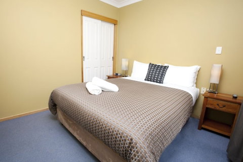 Bruny Island Escapes And Hotel Bruny - Broome Tourism 4