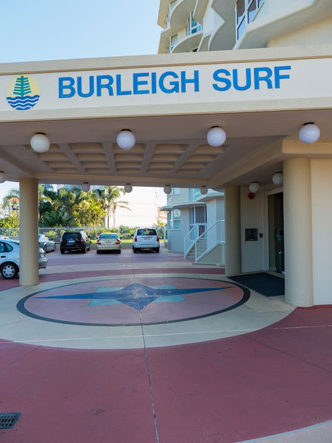 Burleigh Surf Apartments - Broome Tourism 0