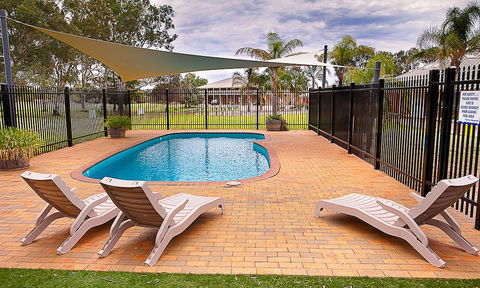 The Standpipe Golf Motor Inn - Broome Tourism 3