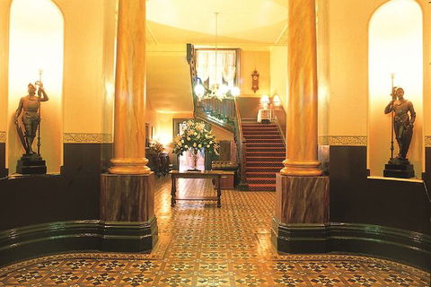 Vue Grand - Broome Tourism 1