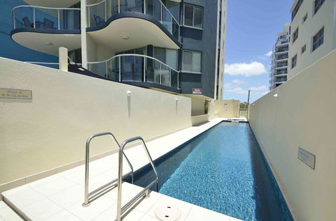 Malibu Mooloolaba - Broome Tourism 3