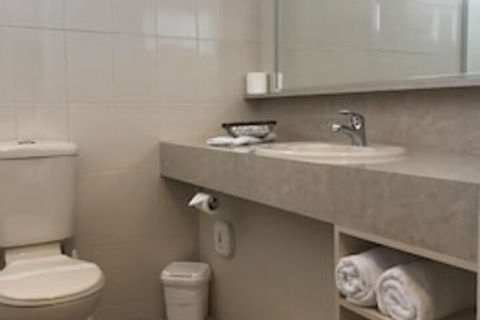 Nagambie Motor Inn - Broome Tourism 6