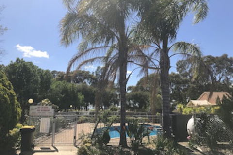 Nagambie Motor Inn - Broome Tourism 0