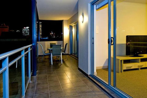 Verandah Apartments - Broome Tourism 6