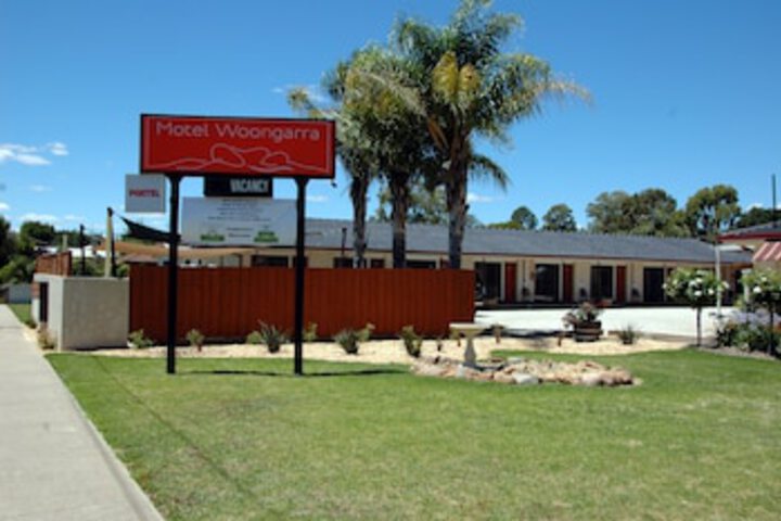  Broome Tourism