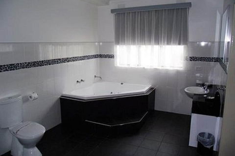 503 On Princes Drive - Broome Tourism 5