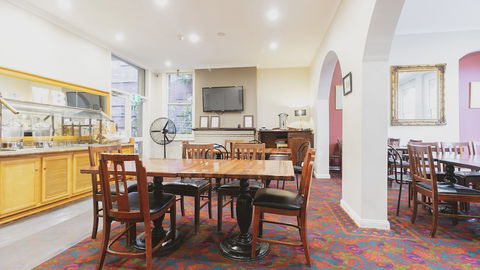 Woolbrokers Hotel Darling Harbour - Broome Tourism 4