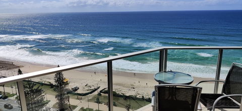 Hi Surf Beachfront Resort Apartments - Broome Tourism 6