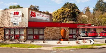 Edinburgh Motor Inn - Broome Tourism 0