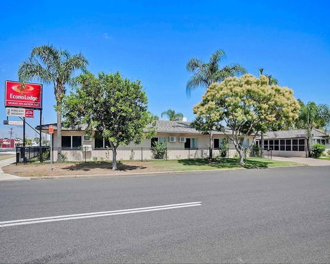 Econo Lodge Moree Spa Motor Inn - Broome Tourism 2