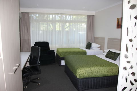 Best Western Aspen & Apartments - Broome Tourism 1