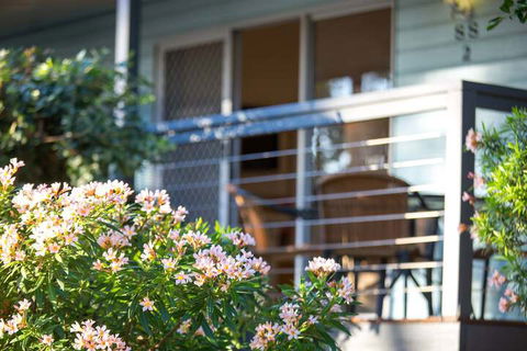 Thou Walla Sunset Retreat - Broome Tourism 5