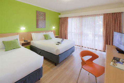 Ibis Styles Alice Springs Oasis - Broome Tourism 7