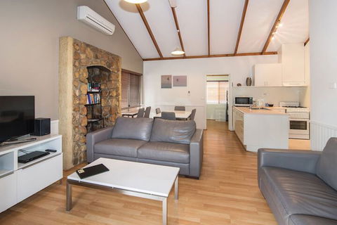Bay Village Resort & Spa - Broome Tourism 6