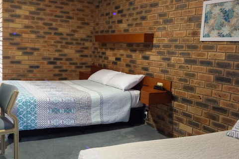 Sandhurst Motor Inn Bendigo - Broome Tourism 6
