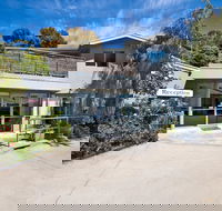 Lorne Bay View Motel - Broome Tourism