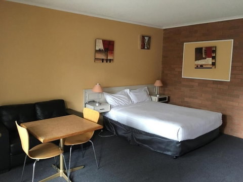 Essendon Motel - Broome Tourism 4
