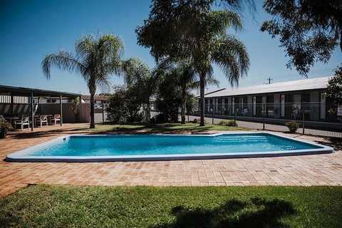 Kalgoorlie Overland Motel - Broome Tourism 2