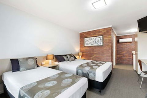 Blue Shades Motel - Broome Tourism 0
