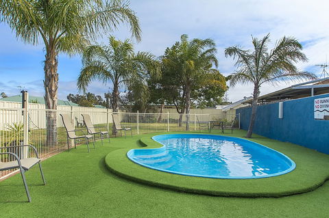 Citrus Valley Motel - Broome Tourism 1