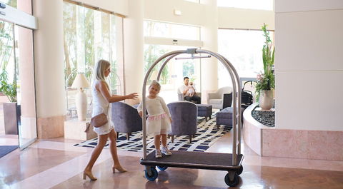 Crowne Plaza Surfers Paradise, An IHG Hotel - Broome Tourism 4