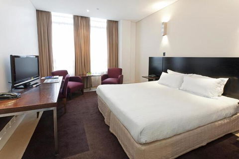 Hotel Causeway - Broome Tourism 2