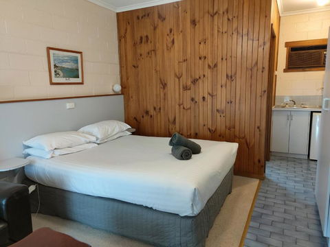 Yarragon Motel - Broome Tourism 4