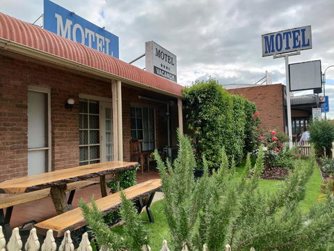 Yarragon Motel - Broome Tourism 6