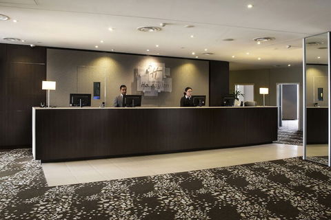 Holiday Inn Melbourne Airport, An IHG Hotel - Broome Tourism 3