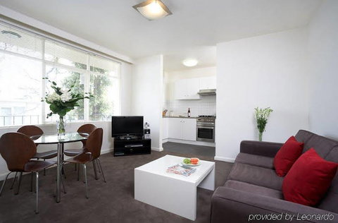 Caroline Serviced Apartments South Yarra - Broome Tourism 1