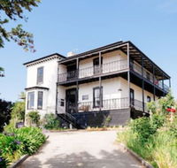 The Dragonfly Inn - Broome Tourism
