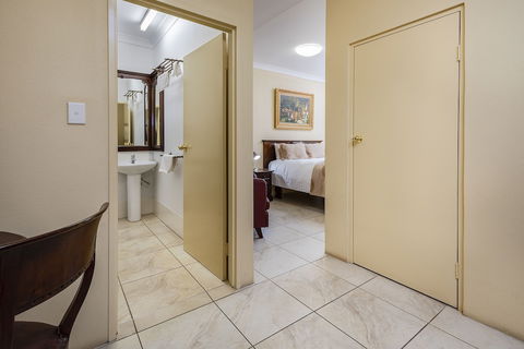 Overlander Homestead Motel - Broome Tourism 4