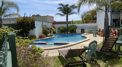 Banjo Paterson Motor Inn - Broome Tourism 6