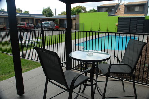 Mitchell On Main Motel & Apartments - Broome Tourism 2