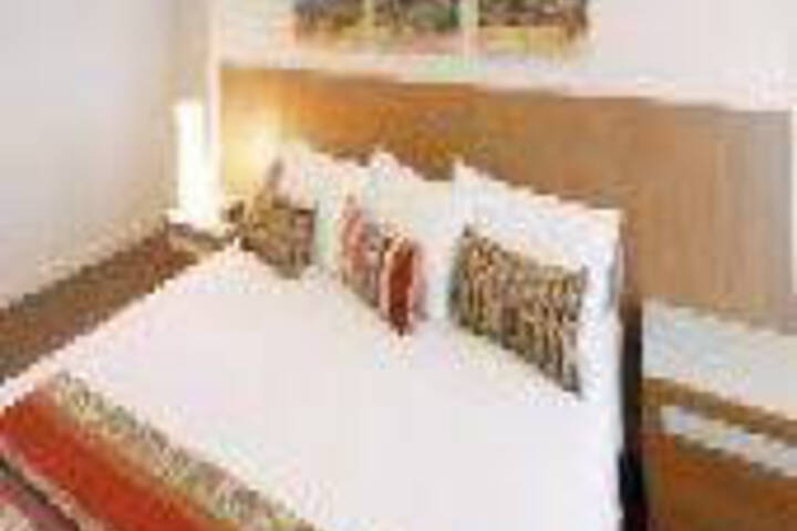  Broome Tourism