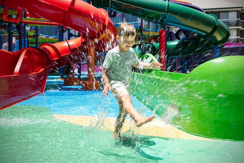 Paradise Resort Gold Coast - Broome Tourism 6