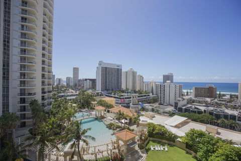 Mantra Towers Of Chevron - Broome Tourism 4