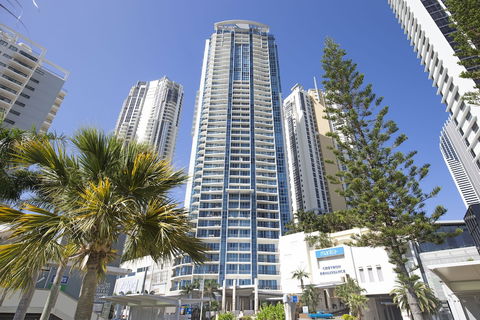Mantra Towers Of Chevron - Broome Tourism 0