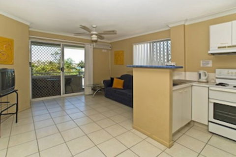 Budds Beach Apartments - Broome Tourism 3