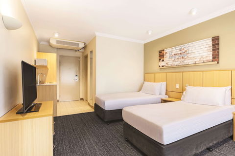 Travelodge Hotel Blacktown Sydney - Broome Tourism 4