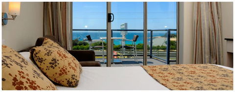 Beachfront At Bicheno - Broome Tourism 6
