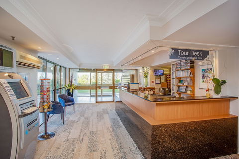 Gemini Court Holiday Apartments - Broome Tourism 3